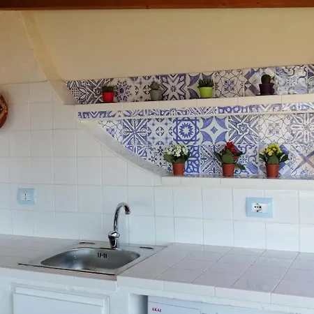Casa Arcaidu * Porto Columbu - Perd'E Sali